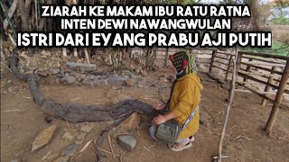 Download lagu PILGRIMAGE TO THE TOMB OF QUEEN MOTHER RATNA INTEN DEWI NAWANG WULAN (WIFE OF EGYANG PRABU AJI PU... mp3
