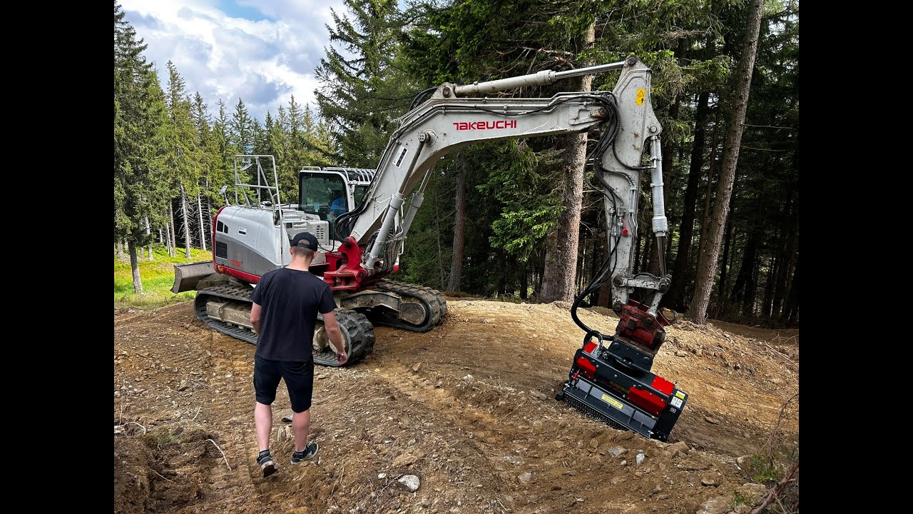 Einsatz im MTB Trail und Wegebau