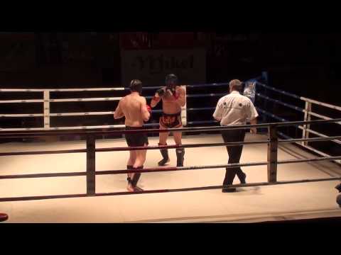 Finał Mistrzostw Polski Low-Kick kat.-81kg Tomasz Kowalski (Palestra) vs Bartosz Muszyński 1 runda