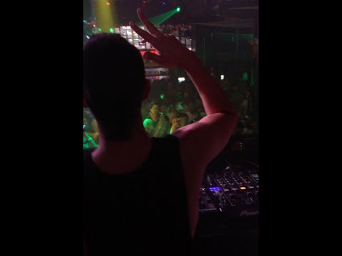 A Sky Full of Stars - Coldplay (Sultan + Ned Shepard Remix) Live @PachaNYC