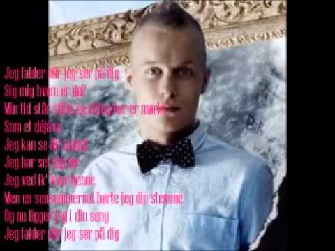Xander feat. Sarah West - Et andet sted - Lyrics
