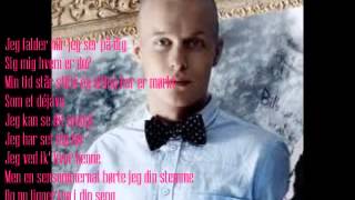 Xander feat. Sarah West - Et andet sted - Lyrics