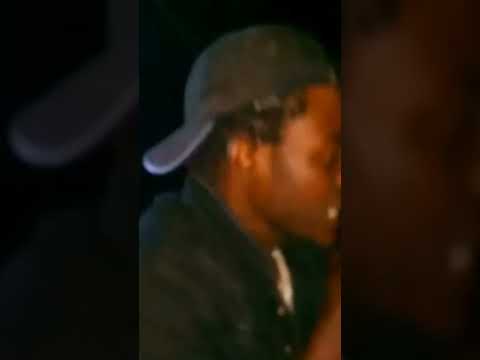 Titan jah dhodha rekanyi chipinge live on stage .... yeee pakazviniwa mirenje yakada kuguka akhiti