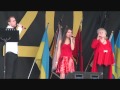 Ukrainian song «Oй, чий тo кiнь cтoiть» 