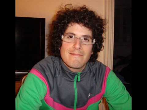 Massence - Alvaro touche mes couilles.wmv