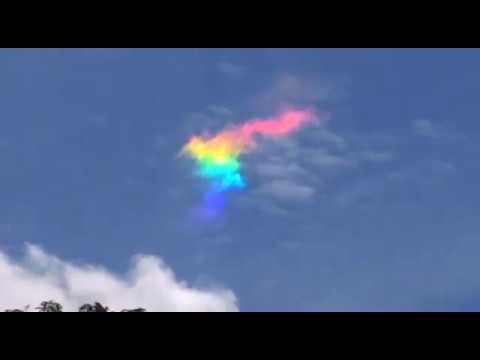 download lagu mp3 mp4 Cloud Iridescence, download lagu Cloud Iridescence gratis, unduh video klip Cloud Iridescence