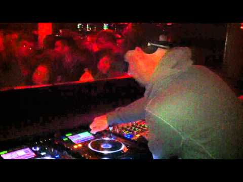 BOBBY BURNS @ ADE WALL Recordings Part 4