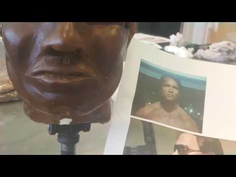 ARNOLD's CLASSIC EXPO 2017-3D BUST CAKE PART 2 - How to Carve Cake