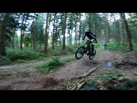 Urban Downhill mit Trailbuild [#2]