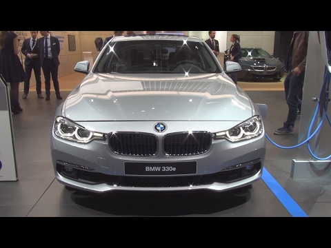 BMW 330e 252 hp Berline Luxury (2017) Exterior and Interior in 3D
