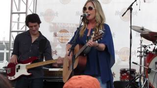 Sunny Sweeny &quot;Everybody Else Can Kiss My Ass&quot; , Live