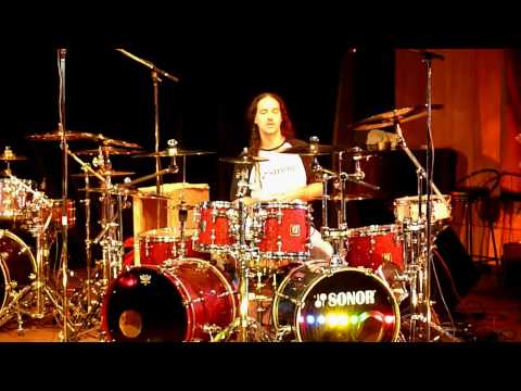 Derek Roddy drum solo in Moscow part 1_1