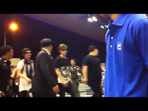 [Fancam] 120407 TVXQ Yunho,Changmin at Suvarnabhumi Airport