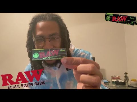 THE BEST ROLLING PAPER ON THE PLANET🍃🌎 RAW BLACK REVIEW