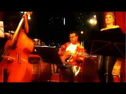 ANDREA MARQUEE - On the sunny side of the Street (Live at Madeleine jazz Bar)