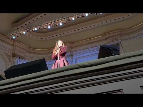 Idina Menzel - "O Holy Night/Ave Maria" Live at Carnegie Hall Dec 11, 2019