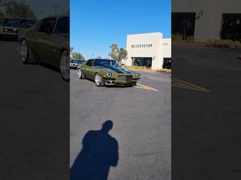 Rare ‘70 split bumper Camaro. Are you a fan of the paint job? #camaro #chevy #muscleccar