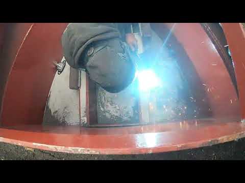 VLOG 91, Narrowboat Fit Out -  New engine bed