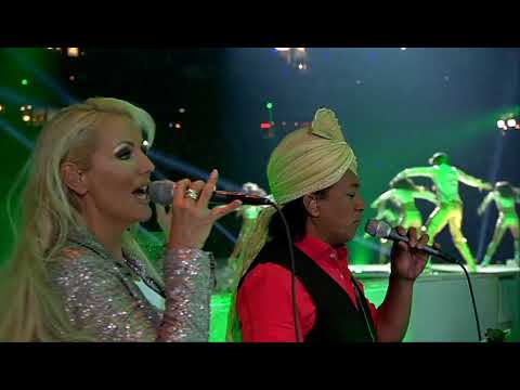 17 Toppers in concert 2013 Dance Medley 2013