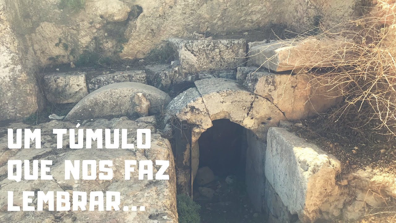 UM TÚMULO QUE NOS FAZ LEMBRAR...