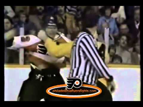 Nov 29, 1980 Behn Wilson vs Curt Fraser Philadelphia Flyers vs Vancouver Canucks