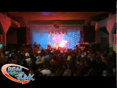 Mc's Sheldon e Boco   Nois Gosta de Novinhaaovivo no Gigante do samba RealFunk