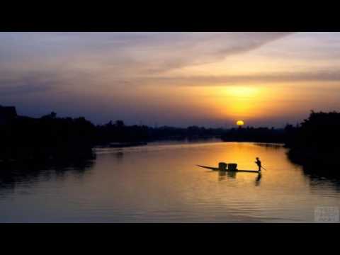 Thể hiện bởi Sĩ Phú