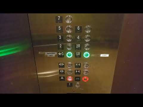 Modernized Westinghouse HIGHdraulic Service Elevator @ Renaissance Hotel, Glenview, IL (retake)