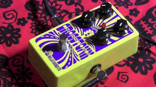 Video thumbnail for Mojohand FX Crosstown Fuzz silicon & germanium guitar effects pedal demo by gearmanndude