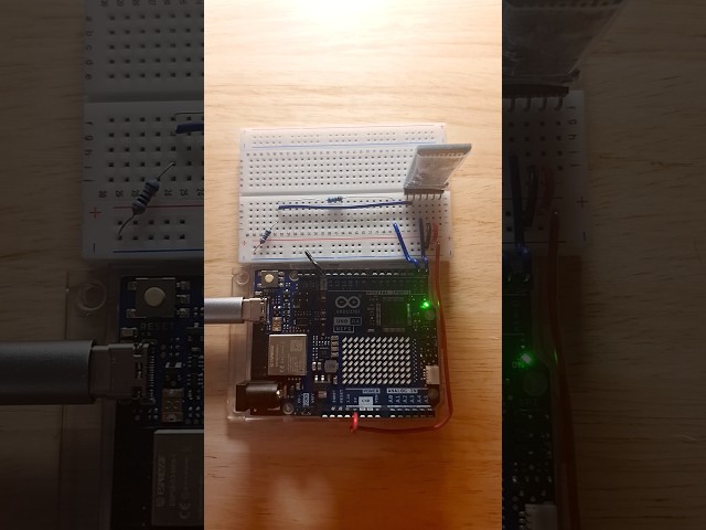 Vídeo relacionado con 5pcs HC-05 Integrated Bluetooth Module Wireless Serial Port Module HC05