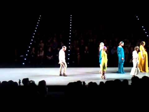 Juanjo Oliva. Cibeles Madrid Fashion Week otoño invierno 2011. (Carrusel Final)