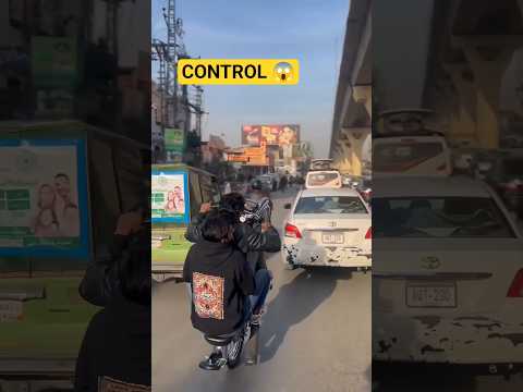 Balance 🤙🔥👀 #wheelinglover #balance #automobile #controle  #shortfeed #viewsgrow #views  #100kviews