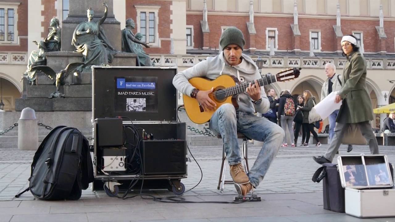 Amazing street guitar performance by Imad Fares " Gipsy Kings " cover