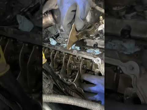 #6.0 powerstroke #head bolt removal # head removal tips & truck