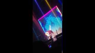 Shy'm - Les chaussures en plastique - ParadoxaleTour - Bruxelles