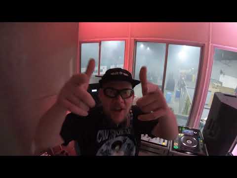 Saturday Nights at Gel City Got Me Vibin