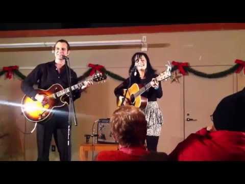 walkin' after midnight - sung by Molly Venter of Goodnight Moonshine
