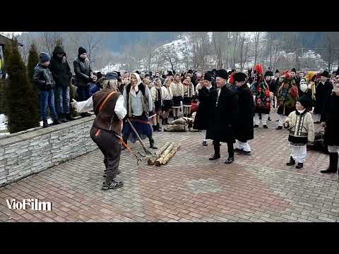 Obiceiuri si traditii de Craciun si Anul Nou in Breaza Bucovina 2017