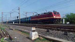 preview picture of video '22921/Bandra Terminus - Gorakhpur Antyodaya Express..... And 19038 Avadh Express..'