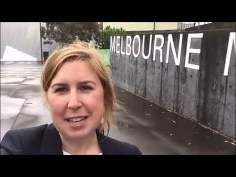 Un #girathouars pour que Philippe Katerine ne tourne plus en rond