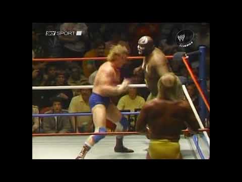 Kamala & Paul Orndorff Vs Hulk Hogan & Rowdy Roddy Piper