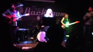 Pick Me Up - Janet Devlin (live)