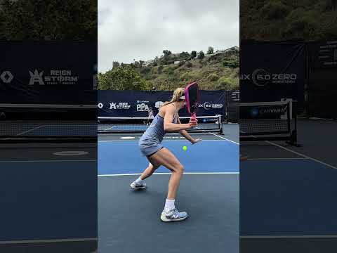An all-Canadian, all-star matchup between Genie Bouchard and Catherine Parenteau 🇨🇦