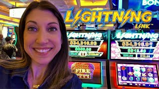 Lucky Gambler Bet $5 and Won HUGE on Lightning Link slot machine!