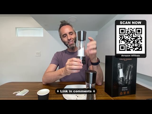 The Best Manual Salt and Pepper Grinder - alternate angle