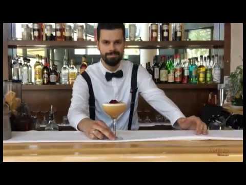 Antique Pelinkovac Contest - barmen Ivan Mandarić (Joe's Bar)