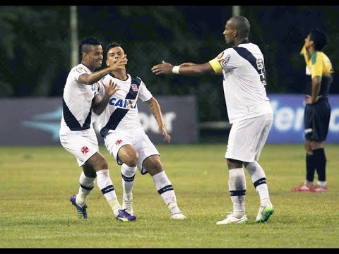 Com gramado ruim, Vasco e Tigres empatam