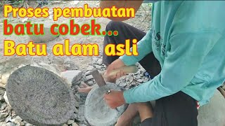Download lagu Proses pembuatan COBEK giling  dari batu ALAM ASLI mp3