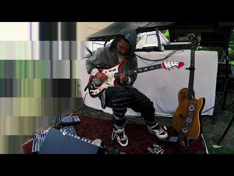 幾何学模様のギター - トリカブト生活科学研究所