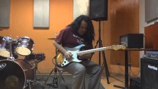 Felipe Constanzo Jam on a David Gilmour Style Track